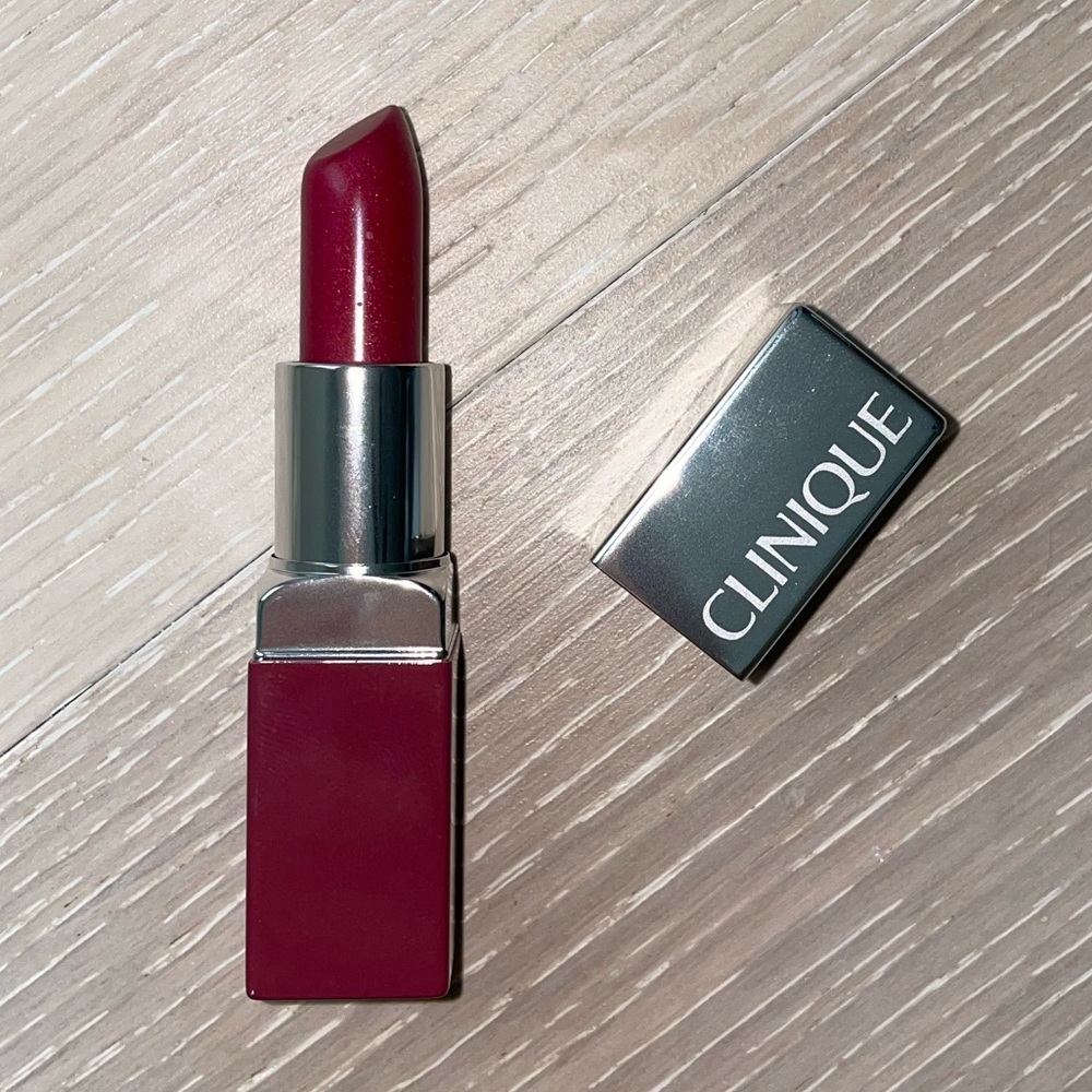 Clinique 13 Love Pop Women’s Red Berry Lipstick NEW - Picture 8 of 16
